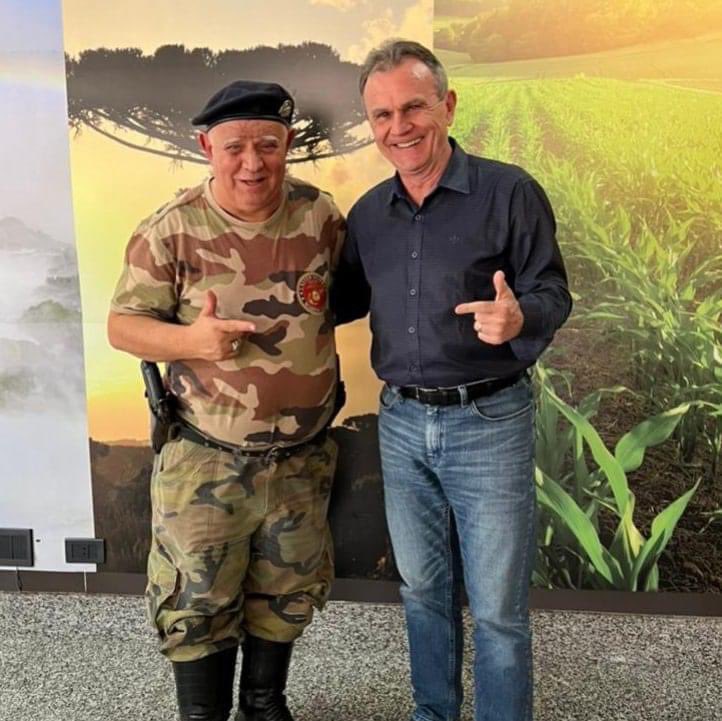 deputadotoninho's tweet image. Com o Delegado Bradock, pré-candidato a deputado estadual pelo Pros. Nossa parceria segue mantida! Grato pela visita! #Curitiba 🤝✅ #ProsForte #ToninhoWandscheer #TrabalhoqueResolve #precandidatoadeputadofederal