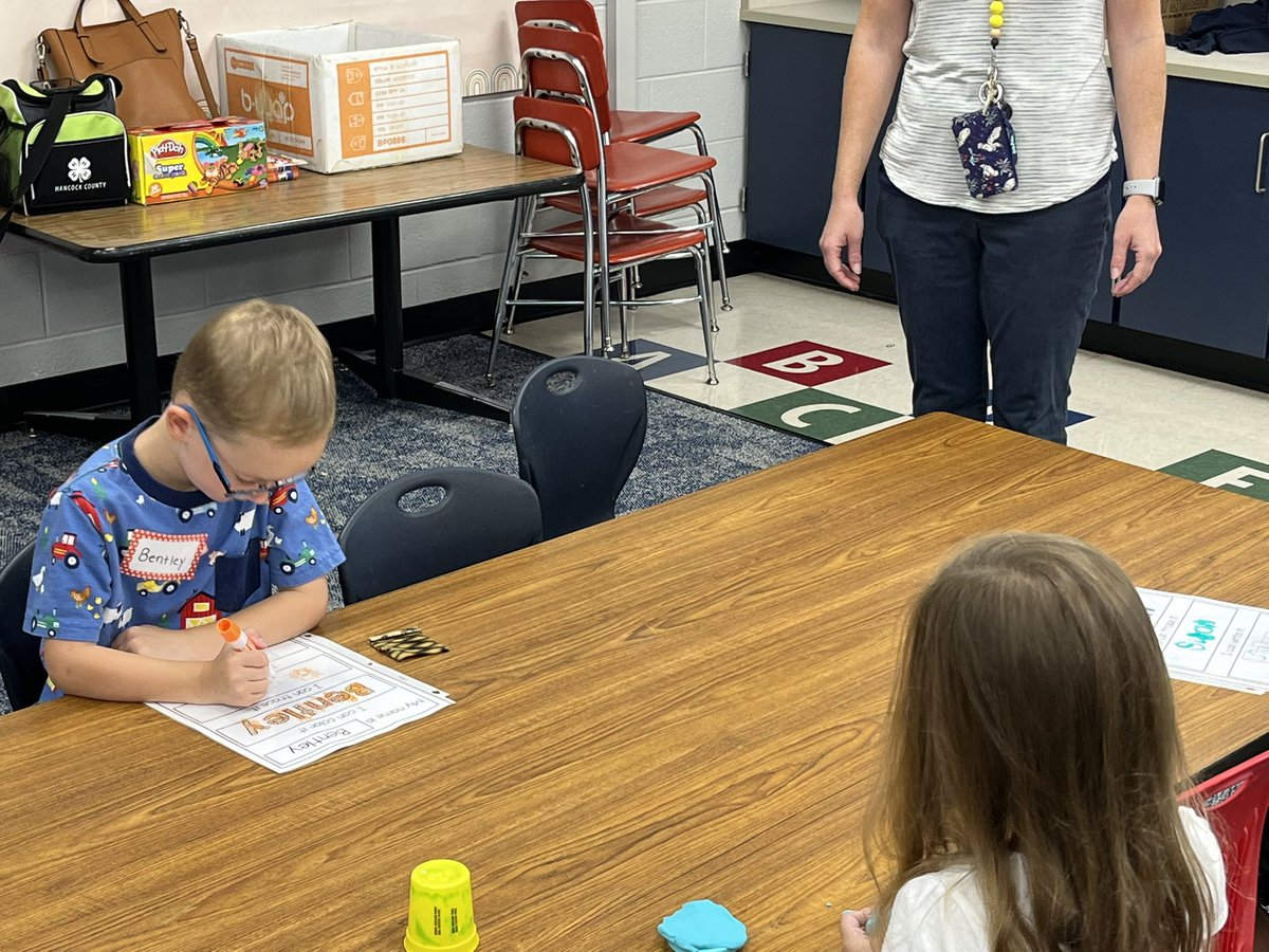 We had a great day with our K101 students and <a href="/PurdueHancockCo/">Purdue Ext Hancock</a>. #EHES #EHRoyalPride #futureRoyals