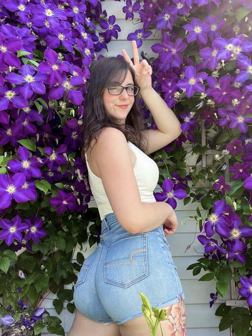 😉✌️🌸 https://t.co/TkqVYMaudB
