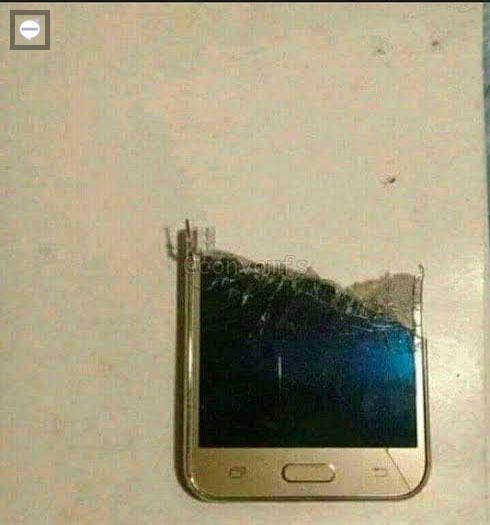 convomfs's tweet photo. mau juwal samsung J2 Prime ku, minus retak sedikit 💭 https://t.co/LtLbHikWkf