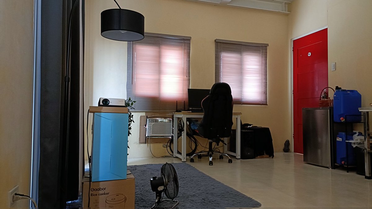 Tinlopez98's tweet photo. Hello im in need of a roommate dto sa studio unit ko
Loc: santolan pasig
5k All in (rent, utilities, internet)
Kutson mo nalang kulang. 

Help me out with a retweet twitterworld 😊 https://t.co/gSQ8yqlx0t