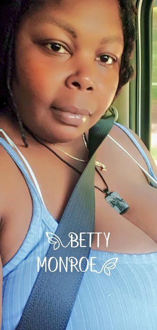 #SheByMe https://t.co/hFqvVd7cqa<a href="/tag/shebyme"class="tags">#SheByMe</a>