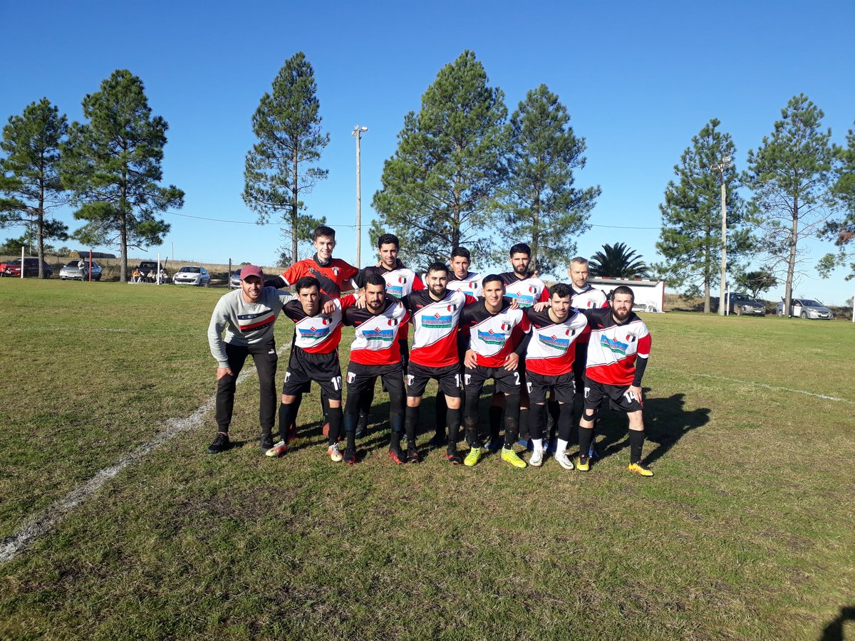 Javierv13984092's tweet photo. Huracan de juncal versus river de panta https://t.co/XPzaNY5cRN