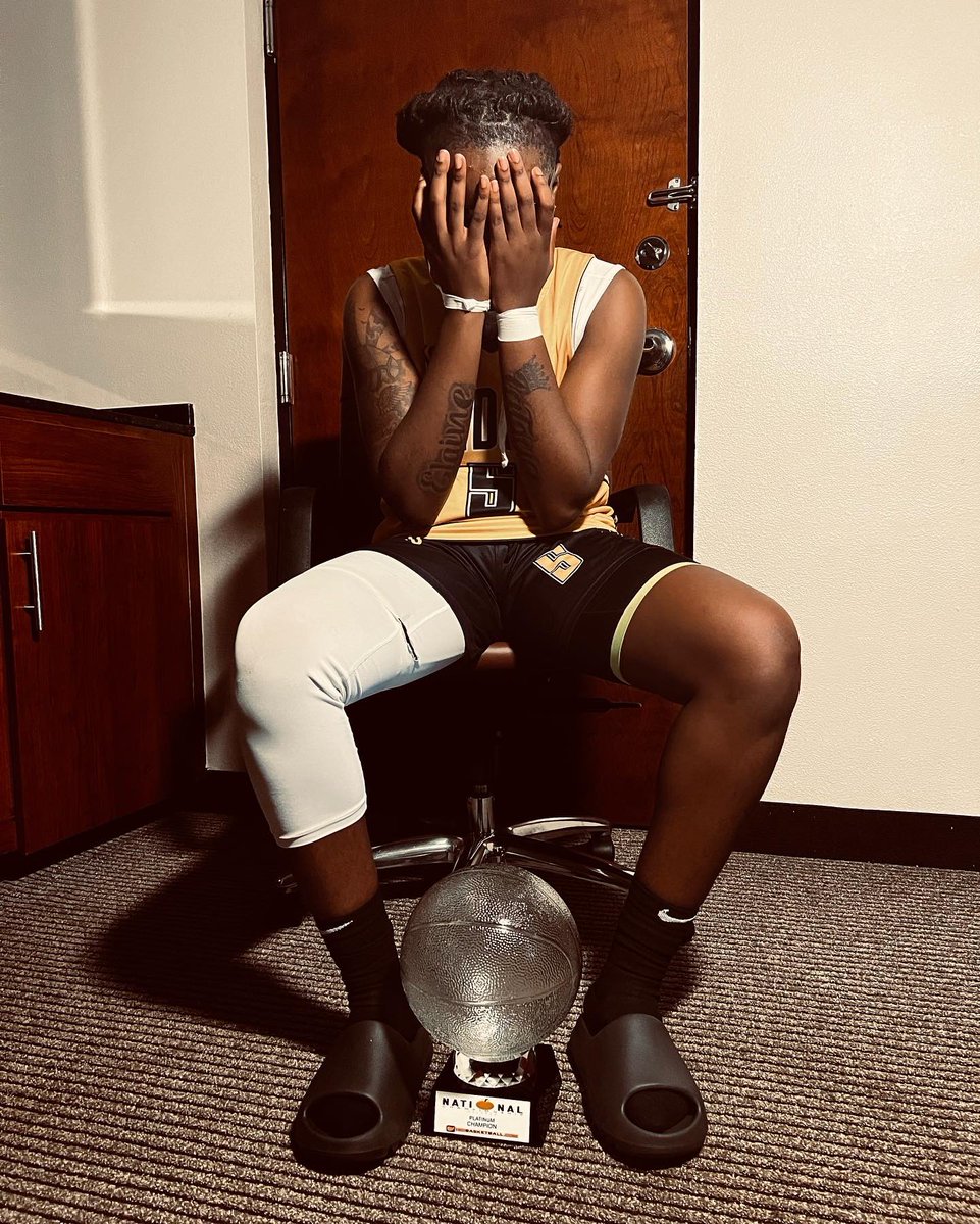 don’t believe in me later❤️‍🔥.                            #nationalchamps🖤💛 #lastAAUtourney😢