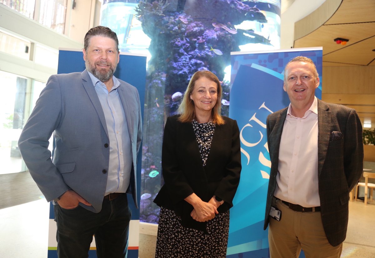 jcu's tweet image. 👩‍🎓👨‍🎓💡JCU is strengthening its ties with Townsville’s start-up and business community, with the University and @nq_smart announcing a number of initiatives that will accelerate the future of innovation in the region.

Read more📄👉bit.ly/3Pz1TkJ