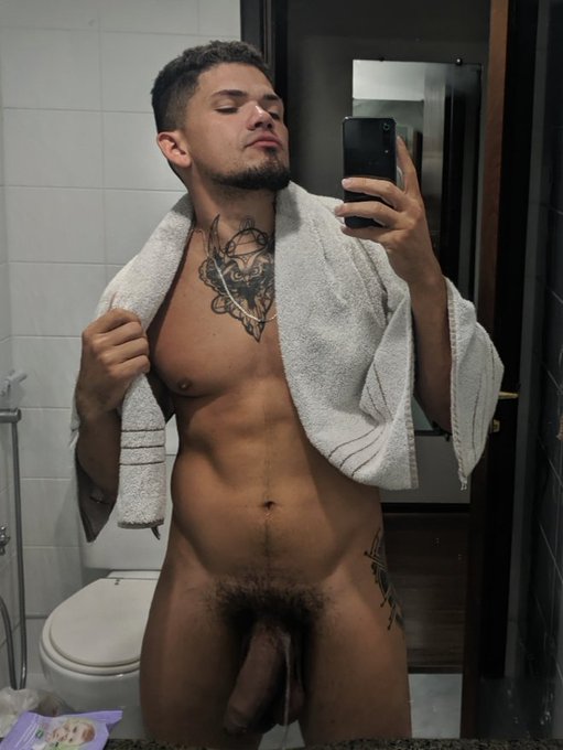 O horário permite 😈 https://t.co/kBxIHGpXih