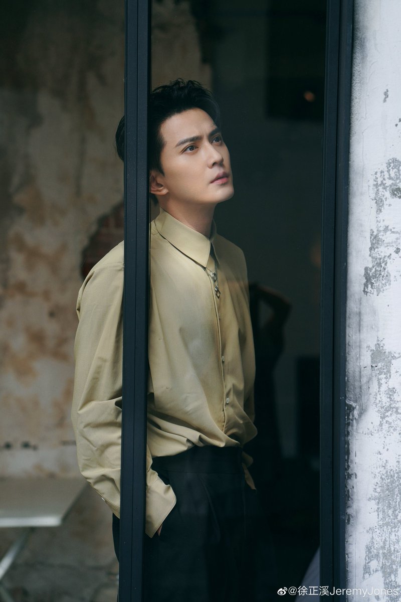 dramaskfan's tweet photo. Novas fotos do #XuZhengXi.
#徐正曦 #JeremyJonesXu #TheAutumnBallad #ChongZi #BeMyPrincess #LegendOfThePhoenix #Trace #NovolandTheCastleInTheSky2 #GossipHigh #cdrama #dorama https://t.co/6RWnfwFZCS