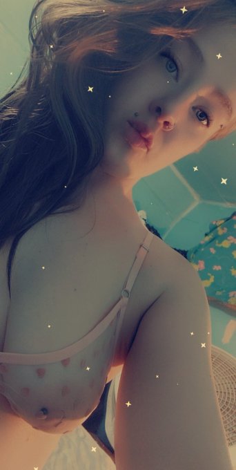 🤪🍑💦 Juicy Peach 💦🍑🤪 - New set stay tuned for videos oh and don't forget to subscribe to my OF and see the video before anybody else https://t.co/fdCk98Ae6h https://t.co/QTiYvt5wli
