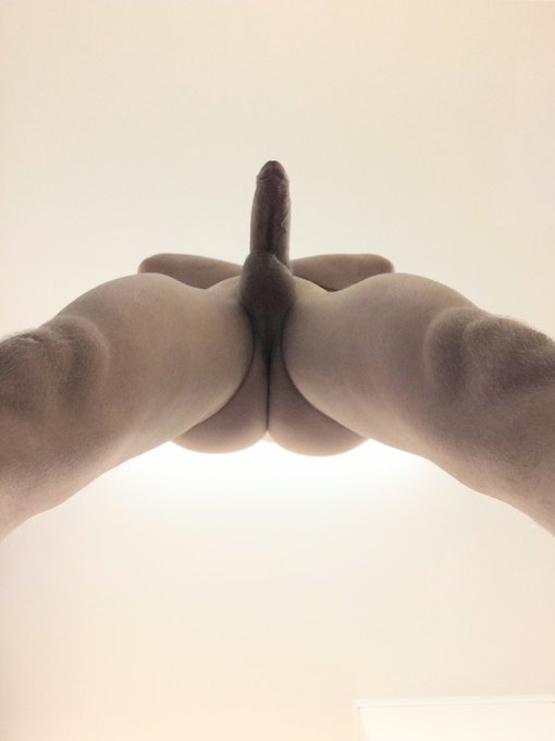 This could be your view🍑 https://t.co/CkpnksSCWZ https://t.co/2GdOxhL5ux