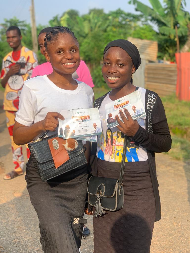 DaniellaOlutayo's tweet photo. It's in 2 days.

We are here beaming it's rays

Come with your heart athirst

You will certainly leave with exceeding rest 🤗

#WFK
#Ikododu
#Totalemancipation
#GlobalCrusadewithKumuyi https://t.co/sMzrDjEKXF