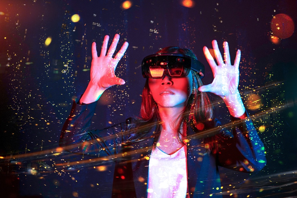 VR and AR are maturing as healthcare technologies, but what about mixed reality?

Find out how mixed reality (MR) is establishing a presence in the medical training space &gt; hubs.li/Q01gKZLh0 

#Healthcare #DigitalHealth #HealthTech #TeleHealth #VR #AR #MR