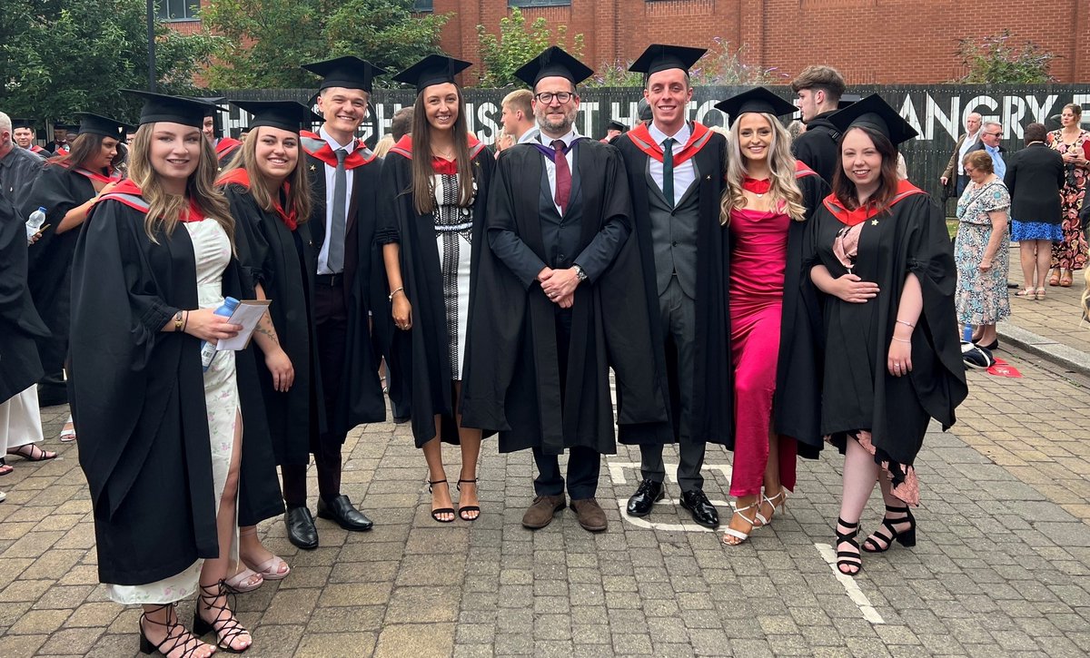 StaffsUniJSS's tweet photo. Here are some lovely photos of our #ForensicInvestigation and #ForensicScience graduates from last week's ceremoniesππ
Are you the next Forensic Scientist or Investigator? You can apply to study with us for this Sept through #Clearing https://t.co/zqgF5dcTAi
#JusticeinJuly https://t.co/w6nL3OBiyo