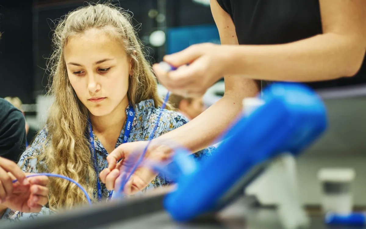 Calling technicians! This is your last chance to apply for CERN's Technician Training Experience. If you hold a technical diploma and are looking for an enriching working experience, visit cern.ch/go/G998 to learn further about this opportunity!