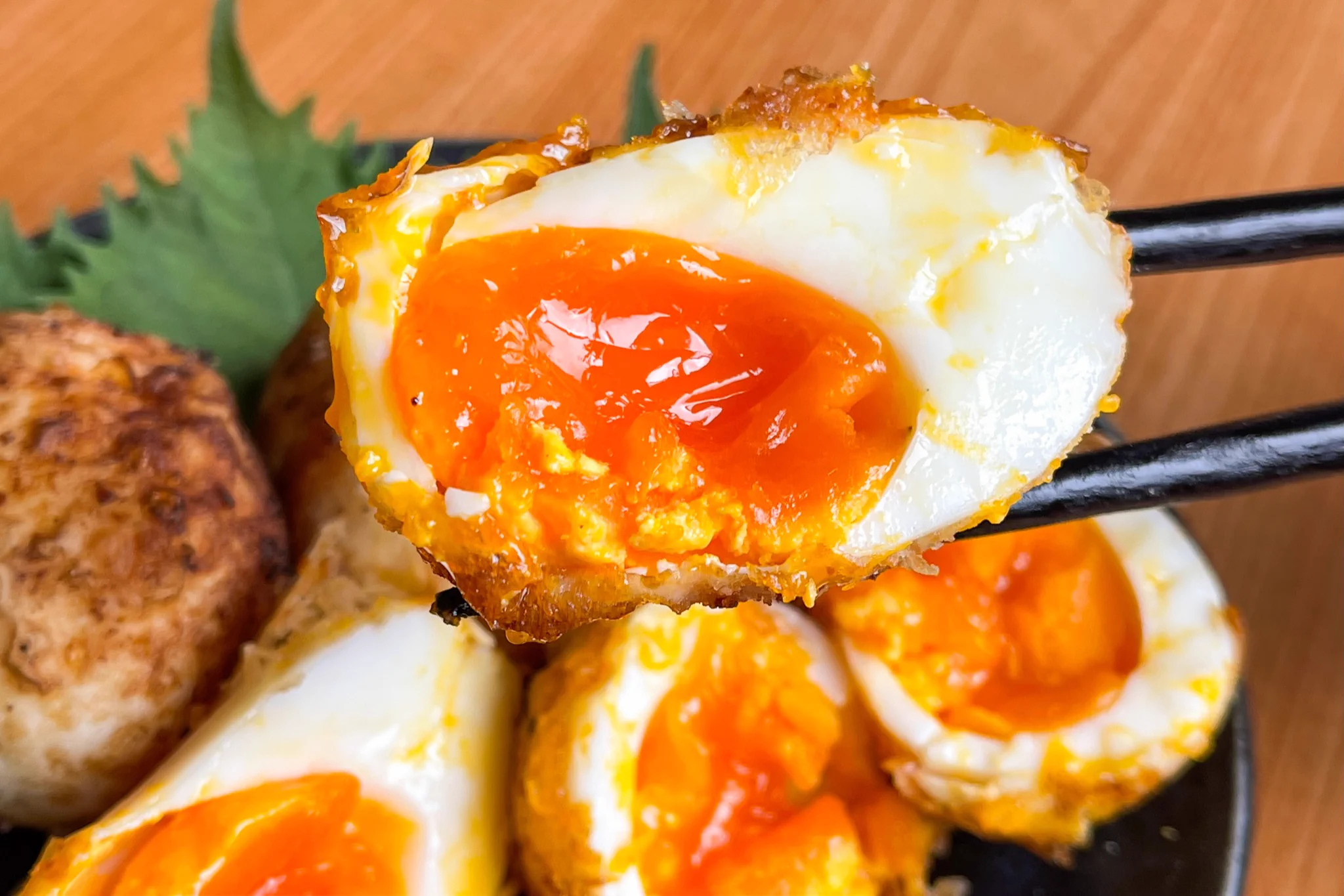 とろとろ食感がたまらない！もう一品に大活躍しそうな半熟卵の塩から揚げ♪