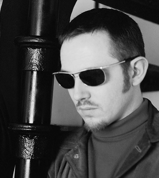 Happy birthday to Andy Connell (Swing Out Sister).
(July 26, 1961) 