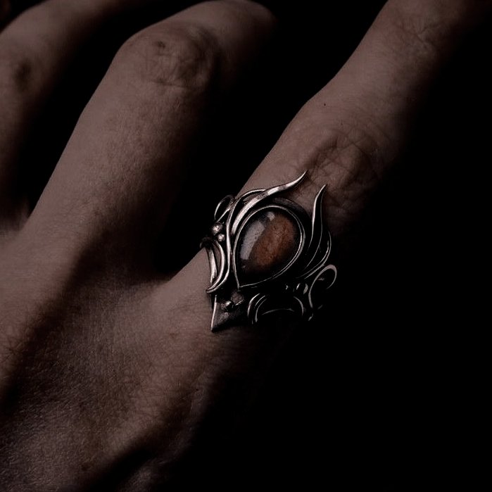 ⠀
  ❈────•✦•†•✦•────❈ 
   ⠀   ⠀   « 𝐬𝐨𝐥𝐨 𝐫𝐨𝐥𝐞𝐩𝐥𝐚𝐲 »
   ⠀  ⠀           𝐕𝐢𝐬𝐢𝐭𝐨𝐫𝐬
  𝐰𝐚𝐫𝐧𝐢𝐧𝐠 ⚠️ : —. 
 ❈────•✦•†•✦•────❈