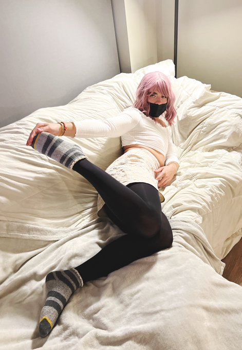 1 pic. Feeling extra femme tonight! #femboy #nstwtw #onlyfans #onlyfanspromo #sissybois #sissy #femboi