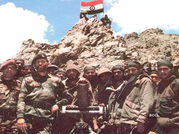 JS_Uberoi's tweet photo. 23 years on, remembering the bravest of the brave and their families for their valor, courage and supreme sacrifice. 

"When you go home, tell them of us and say, for your tomorrow, we gave our today".

Lest we forget. #OPVijay #KargilVijayDiwas https://t.co/k95OhzyzCa