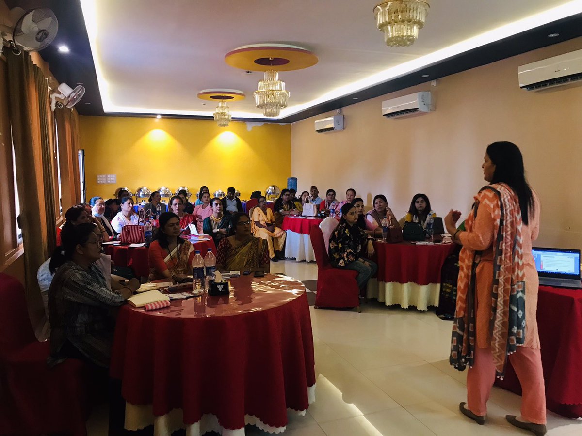 FOUNDProject_'s tweet photo. 🔴Highlights!
TLMN's #FOUNDProject #ButwalCluster has organized a meeting with women entrepreneurs who are providing employment through small household and medium businesses to explore more possibilities of employment opportunities for persons with disabilities. https://t.co/HogitoSWae