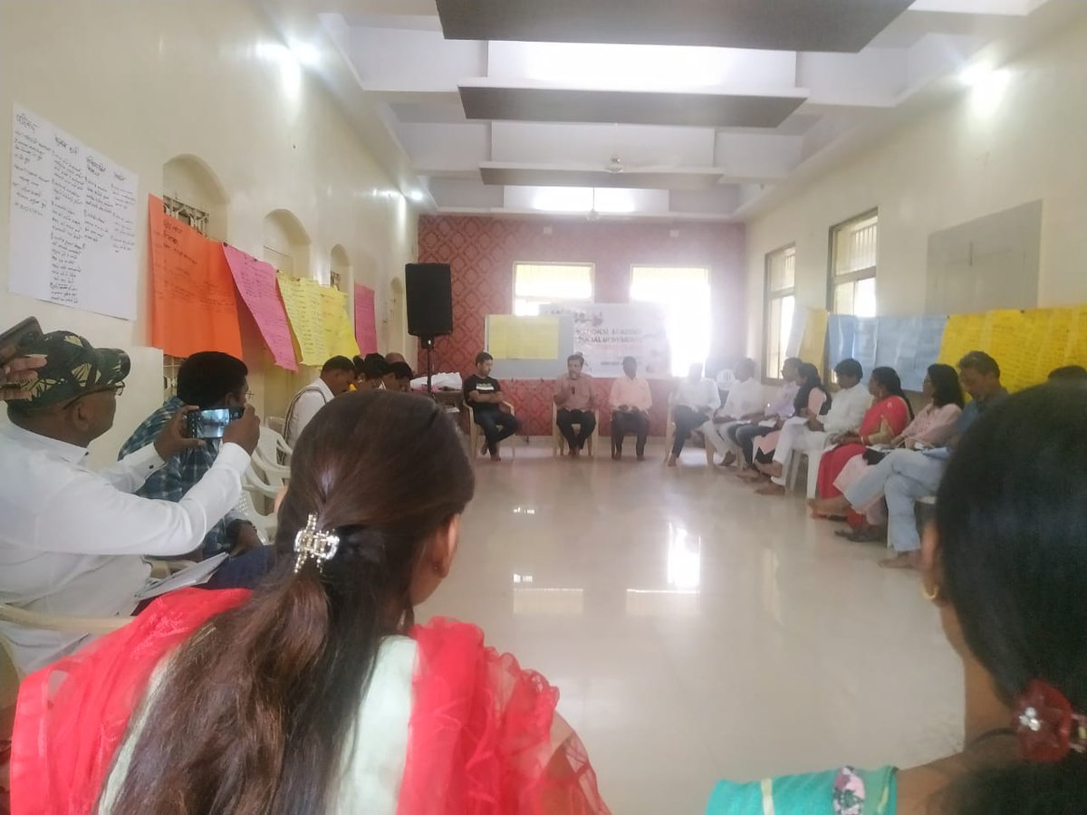 ActionAidIndia's tweet photo. To build capacities & strengthen the agency of social movements & community-based Human Rights Defenders, we've started a National Academy for Social Movements. Here are some glimpses from a 3-day training underway in Aurangabad, Maharashtra. #HaqKiBaat #50YearsOfAAIndia https://t.co/RPpcw4ao2K