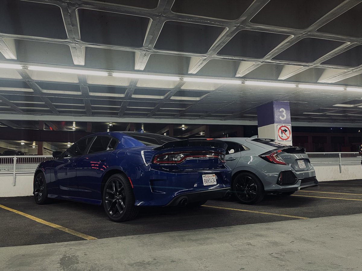 khinuon's tweet photo. photoshoot turned out greattt, just the start <3
#cars #carsessions https://t.co/SDxp8SQD8A