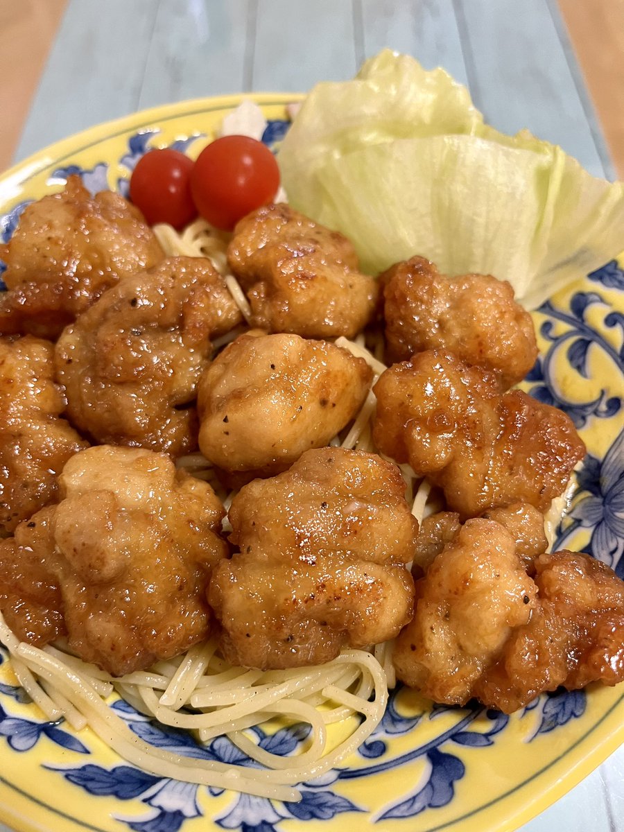 vLPMVT1CwqDA5wb's tweet photo. 本日のリハビリ料理三品目➰🍽

「から揚げの甘辛和え」

冷凍から揚げを甘辛く炒めただけの
油いらず➰😆☝️💕

だって、油料理苦手やもん〜🤣💦💦💦 https://t.co/PJaY0oidp0