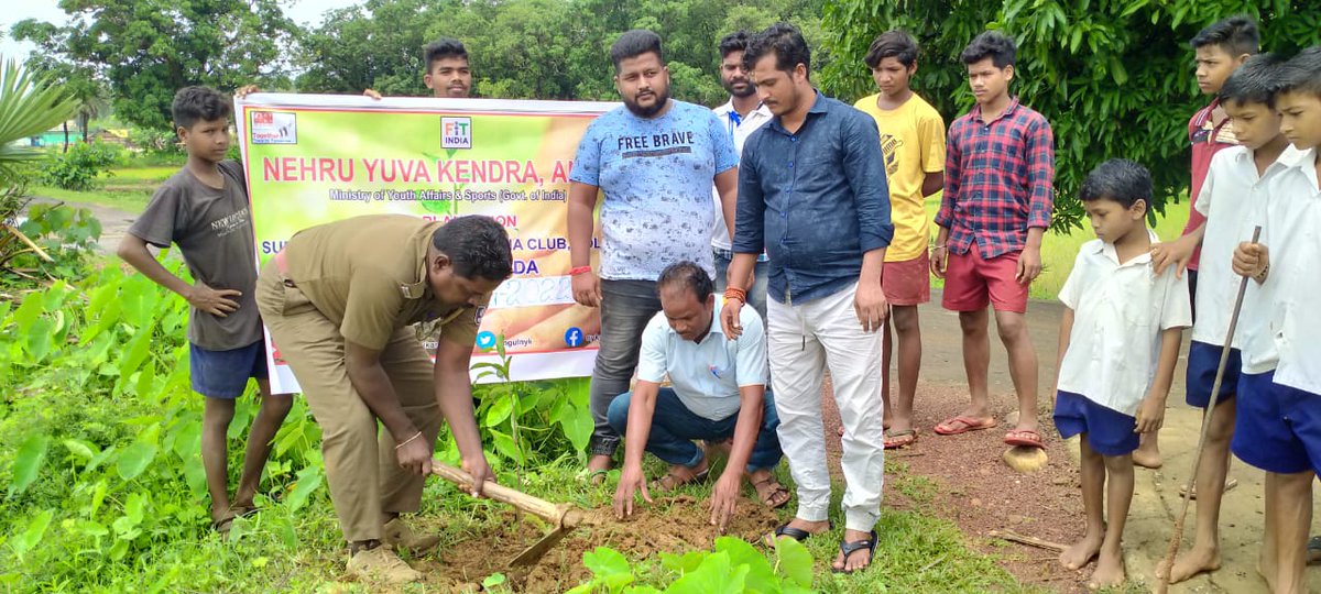 MYBharatHQ's tweet photo. Plantation program organised by NYK @AngulNyk Angul at Jolanda Village, Palalahada block, Anugul District in collaboration with Radhakrushna Club.

#Angul #plantation #treeplantation

@UNEP @YASMinistry @NisithPramanik @ianuragthakur https://t.co/vVUgFaHoFK