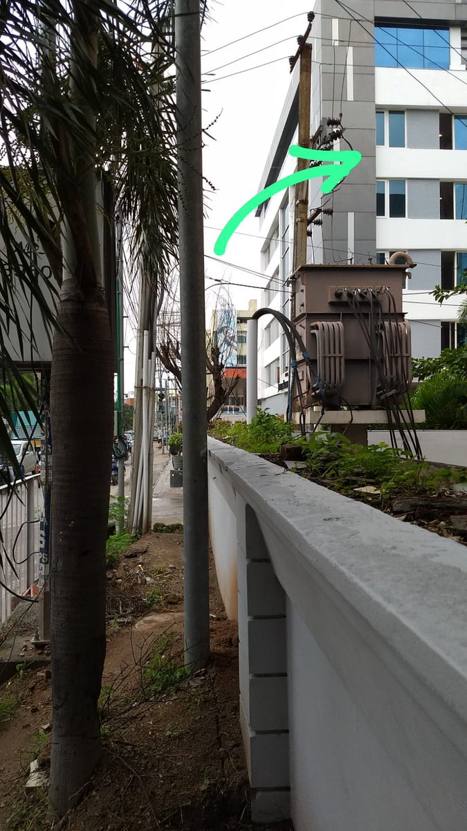 sselvan's tweet photo. Cannot move easily and we need to walk in the Traffic risking our lives. @CYBTRAFFIC
Inconvenience for #Pedestrians
Near Jubilee Ridge hotel, kakateeya hills
Hurdles for #ActiveMobility
Please help with #WellConnectedFootpaths @arvindkumar_ias sir
Thanks @gsreecharan https://t.co/d8a0tsrFyE