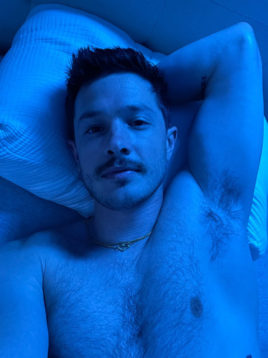 𝙃𝙤𝙩 𝙂𝙪𝙮𝙨 𝙋𝙞𝙩𝙨 34𝙆 🔞 on Twitter: "RT @dominickwhelton: Come get in bed"