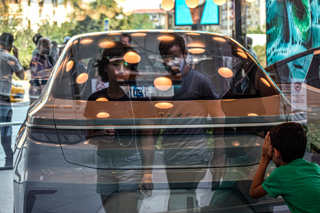 Kılıçdaroğlu'nun çağrısının ardından otomotivde ÖTV değiştirme yetkisi Cumhurbaşkanı'na geçti bbc.in/3cH3d6K