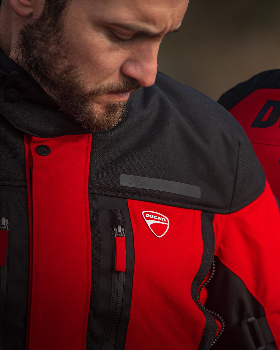 Ducati_India's tweet photo. We got your back.
Explore the Ducati apparel collection and stand out from the crowd: https://t.co/Q9gBTEWgN7
#DucatiApparel #MotoWear #DucatiWear #DucatiMerch #DucatiAccessories https://t.co/AMcHjP89ak
