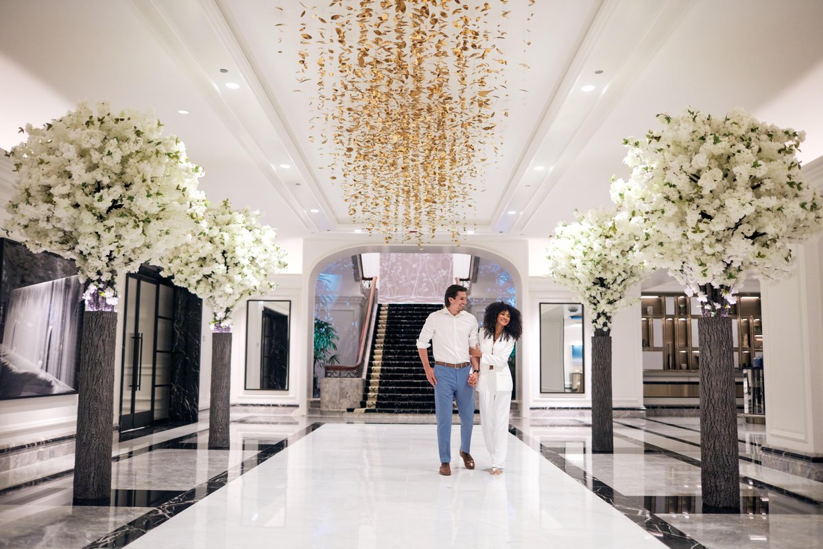 A shimmering rainfall of five-thousand hand-strung gold leaves await when you step into the newly reimagined Four Seasons Hotel Chicago. With artful touches at the forefront of our design by Rottet Studio, immerse yourself in our iconic new look at bit.ly/3aLKzdn