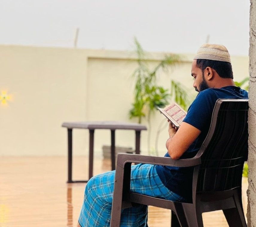 Er_Saleem_Ch_96's tweet photo. May Allah Protect Him in His
Journey brother .🙏
This brother by walk 8600km from Kerala to Makkah 🕋 for Hajj 2023

YA ALLAH IS BHAI KO APN SAFAR MEIN KAMYAABI DE..##Ameen🤲 https://t.co/y8USpHW9nS