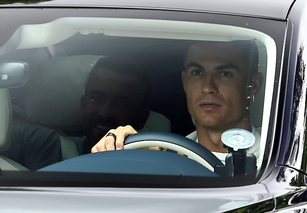 Cristiano Ronaldo still adamant to leave Manchester United this summer despite intense negotiations