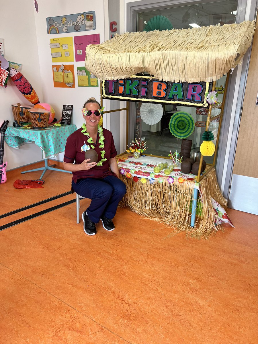 louise_fegan's tweet image. A huge well done to play specialist Emily for all her hard work creating Lochranza’s Luau Party @LothianChildren great fun had by all (staff included 😊) @Julielinden1961