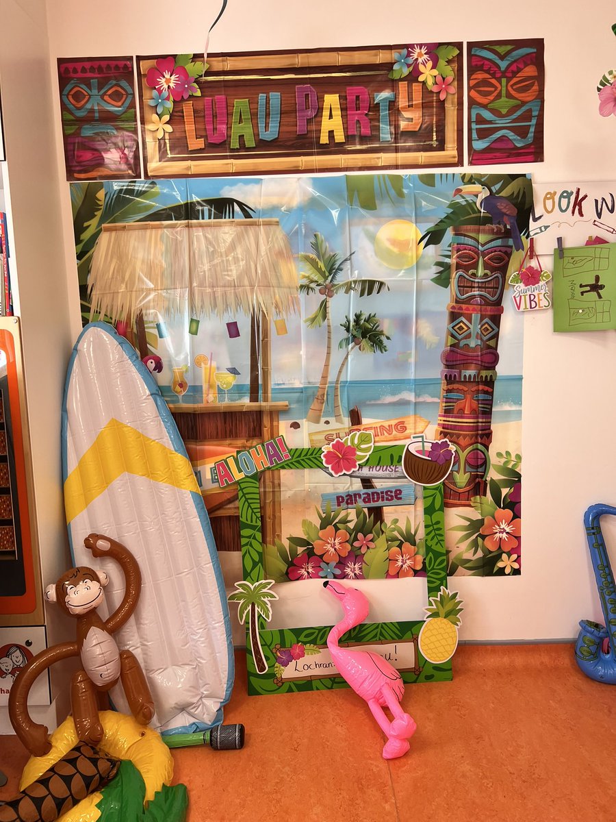 louise_fegan's tweet image. A huge well done to play specialist Emily for all her hard work creating Lochranza’s Luau Party @LothianChildren great fun had by all (staff included 😊) @Julielinden1961