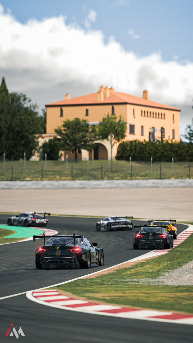 YAulbert's tweet image. First round of World GT yesterday. After rough preparation managing to come home 9th. Teammate @JamesTA47 managed P6 🖖
P3 in team championship - onto Imola in round 2 😤

photo credits to @byimprov 📸