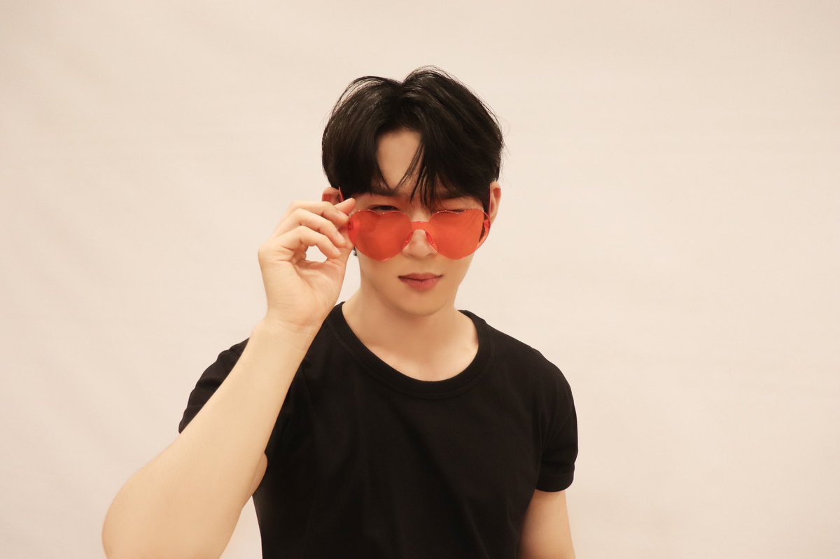 fasolaleed0's tweet photo. HAPPY BIRTHDAY THE MOST TALENTED AND PRECIOUS PERSON IN MY WORLD

#싱그러운_여름_건학아_생일축하해
#HAPPY_BIRTH_LEEDO_DAY https://t.co/DdxU1A73T4