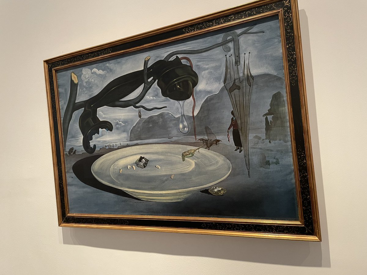 NavarreteKarla's tweet photo. As an art masterpiece volunteer for years at my kids Elem. School, seeing Picasso, Dali, Miro in person is the greatest, specially when your kids remember you teaching them! #art #learningwithart #museum #Madrid https://t.co/uXZJnJAle6