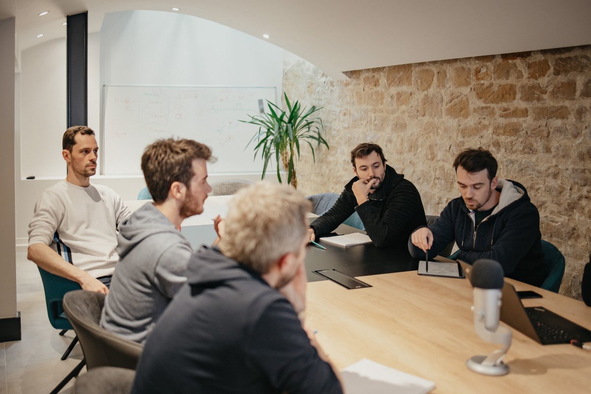 Even in the summer, Datexim continues to work on its digital solution and on the various stakeholders of the cervical cancer project. 🧬

The members of the different poles meet every week in order to move forward with a common goal. 

#datexim #cervicalcancer #digitalcytology