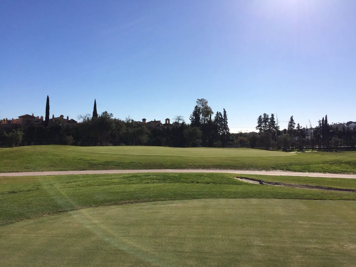 Let’s start the day with a little bit of golf inspiration!🙌⛳️
#atalayagolf #golfcourse #golfdestination #benahavis #esteponagolf #golfinspain🇪🇸 #golfinmarbella #summergolf