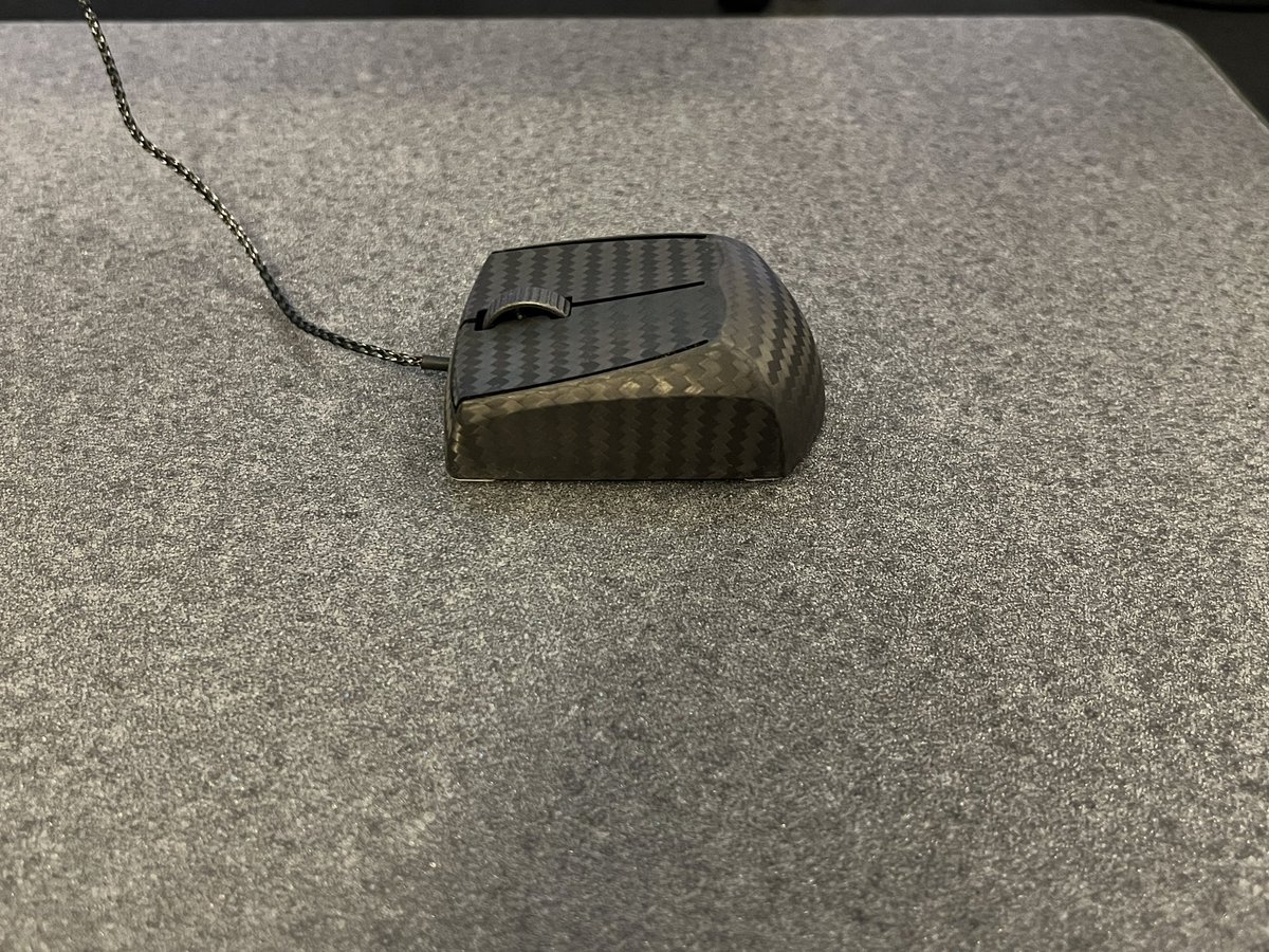 M2K with <a href="/enncoogears/">enncoo</a> AirCord. Mouse was already insane, now it’s even better. Thank you <a href="/GilmoreDesigns/">Gilmore Designs</a> for the install. 😁