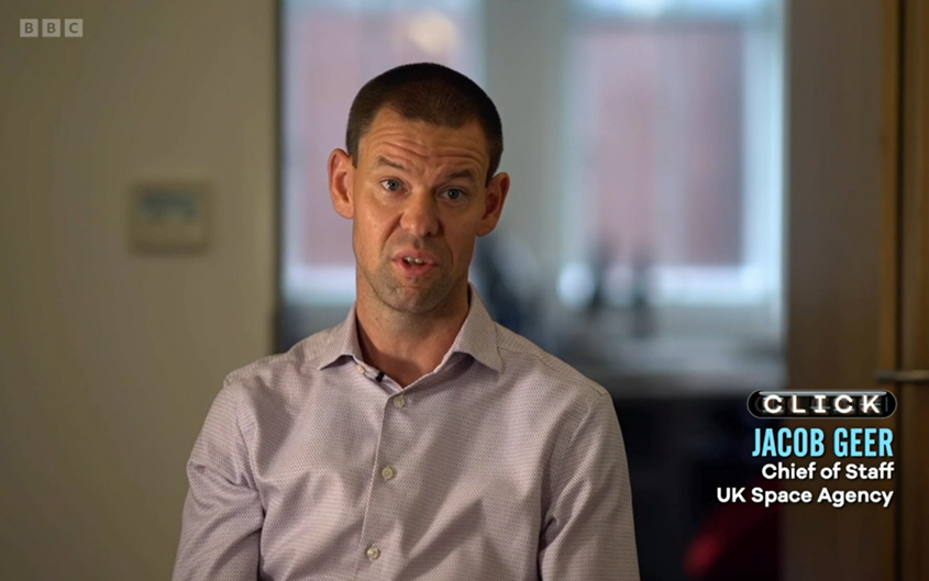 spacegovuk's tweet photo. Great to see @BBCClick covering the important issue of Space Sustainability, after the #SWFSummit hosted in London.
Interviews with @moribajah, @SWFoundation's Krystal Azelton, and our Chief of Staff Jacob Geer.
Watch from 13 mins: https://t.co/k4TXfmeuXH https://t.co/8ntrvZQ5uc