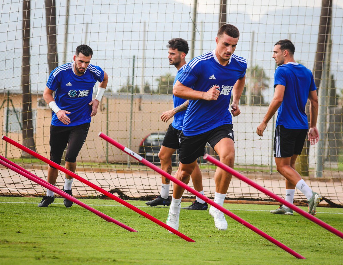 📸⚽️ Nuestro compañero <a href="/alexpantoja13/">Alex Pantoja</a> se incorpora a la concentración de #SesionesAFE XXVIII. 

¡Bienvenido y mucha suerte!🤗

#UnidosSomosMásFuertes