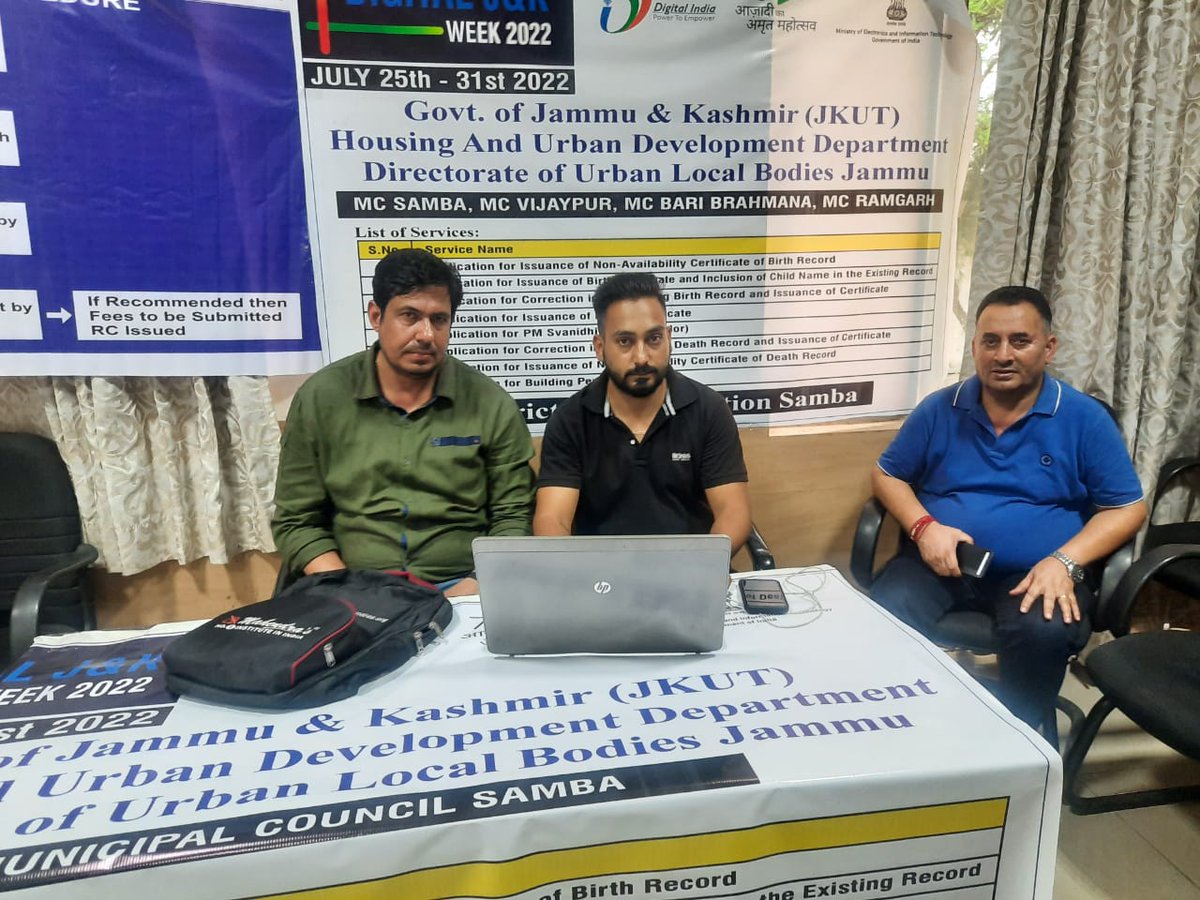 dcsambaoffice's tweet photo. #DigitalweekJK
#DigiMela
Departmental stalls at district headquarters and at every block of #samba creating awareness on various online services among locals.
Special camps for aadhar seeding, covid vaccination and other also organized.
@diprjk
@JandKeGovAgency
@MyGovJandK https://t.co/Uco7fok9bR