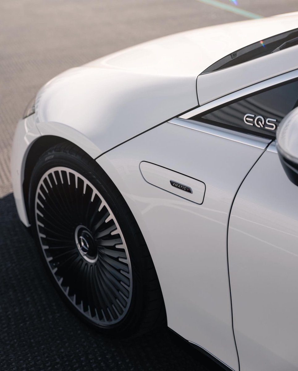 ÖzbayDesign tweet media