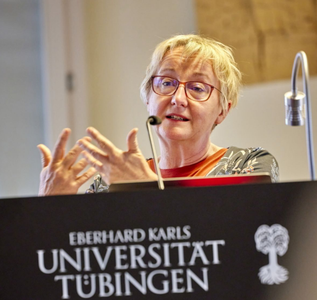 💐🍾Gestern wurde das "Tübinger Zentrum für #digitaleBildung" mit @TheresiaBauer eröffnet, an dem wir mit unserer Expertise in der Lehr- und #Lernforschung natürlich beteiligt sind. Wir freuen uns auf die Zusammenarbeit mit der <a href="/uni_tue/">Universität Tübingen</a>, @lachner_andreas @LEAD_GradSchool u.a.