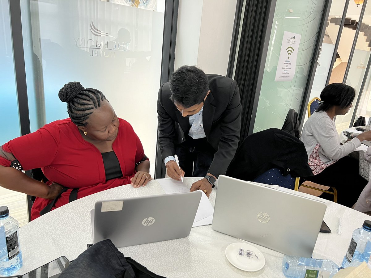 KenyaTvetODeL's tweet photo. Day 2 of Virtual Labs in TVET training -  Facilitators from Amrita university- India engage participants  in a practical on performing experiments  using Amrita virtual lab platform. https://t.co/5E6RXNJ4ka