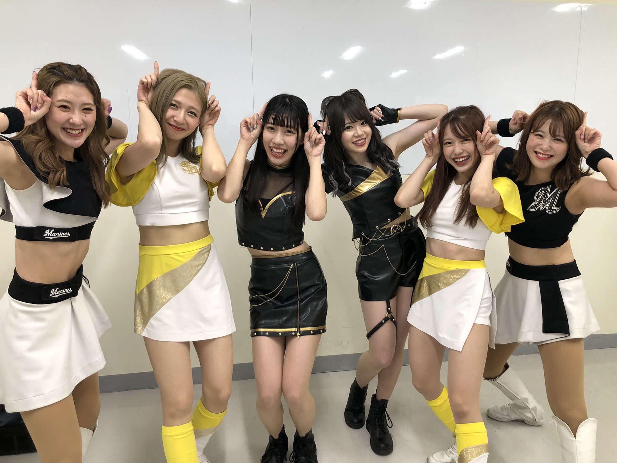 激レア】ホークス チアガール『ハニーズ』x-girlコラボユニフォーム 