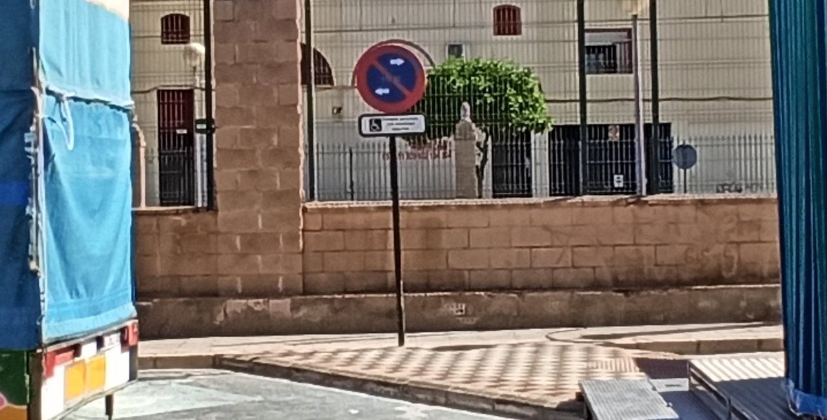 Otro año más, en la Velá de Santa Ana, el <a href="/aytodoshermanas/">Ayuntamiento de Dos Hermanas</a> incumple la accesibilidad cometiendo una infracción MUY GRAVE según el art 58.1.3ºd) de la Ley 4/2017, de 25 de septiembre, de los Derechos y la Atención a las Personas con Discapacidad en Andalucía <a href="/Okupasmotoriza2/">Okupasmotorizados ♿</a>